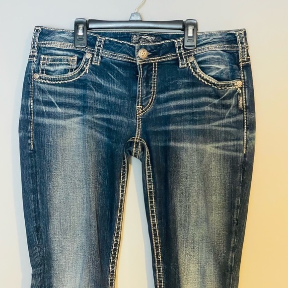 Silver Jeans Women's Dark Wash Jeans - Picture 2 of 5